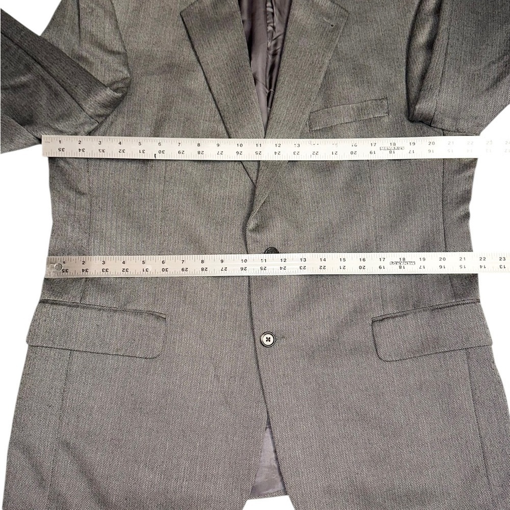 JoS. A. Bank Men’s Silk & Camel Hair Gray Herringbone Blazer Sport Coat 44R - Picture 8 of 11